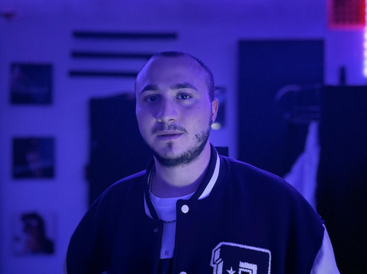Cosenza – Seizure firma il remix di “(re)born” di Anna D’Elia, tra neoclassica ed elettronica -