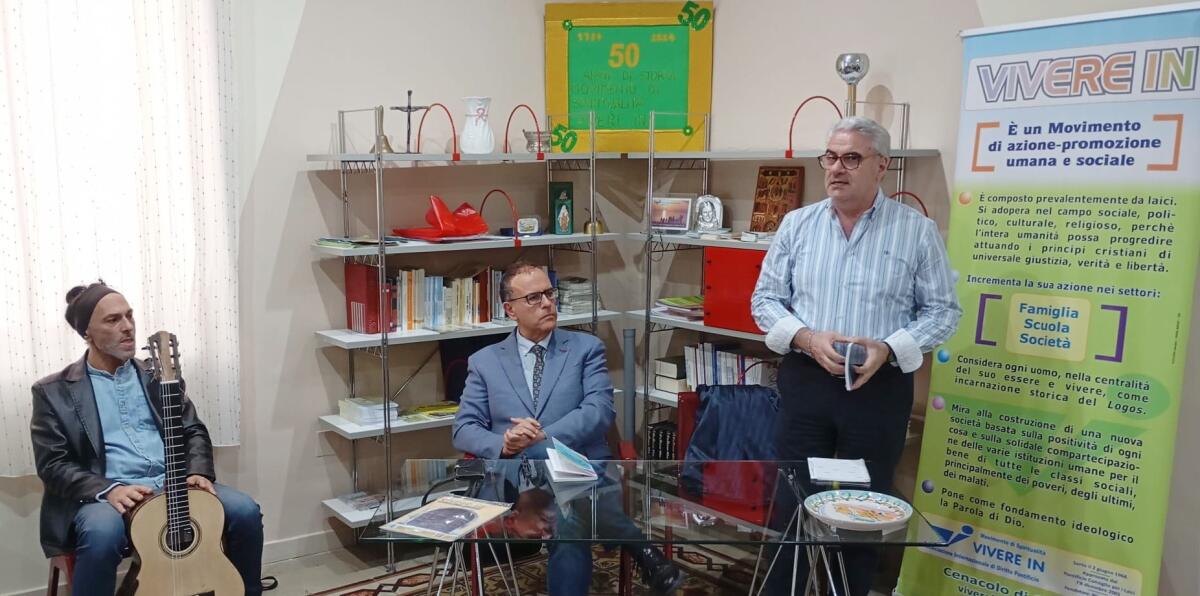Vivere in - "La preghiera: il canto del cuore" a Crotone nell'ambito del Maggio dei Libri - 