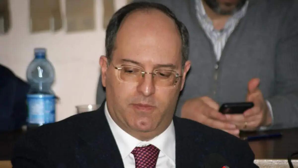 Unical, a Roberto Gaudio il prestigioso "IAHR Fellow Award" dell'Associazione Mondiale di Idraulica - 