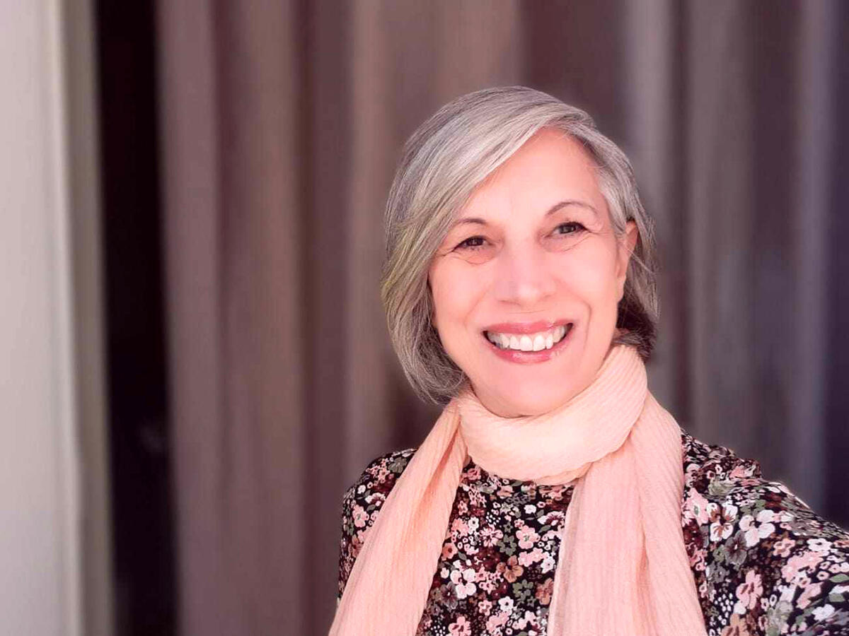 Crotone - Poesia e impegno sociale, la Fondazione Vivere a Sud porta in tour Alessandra Perziano e il suo “Inchiostro Imperfetto” - 37. Alessandra Perziano - Tanto c'è del suo impegno nel sociale nel nuovo libro "Inchiostro imperfetto"