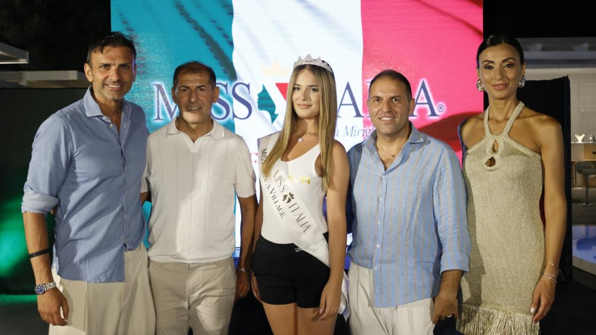 Federica Iurlaro di Mirto Crosia incoronata Miss Apica Village 2025 - 
