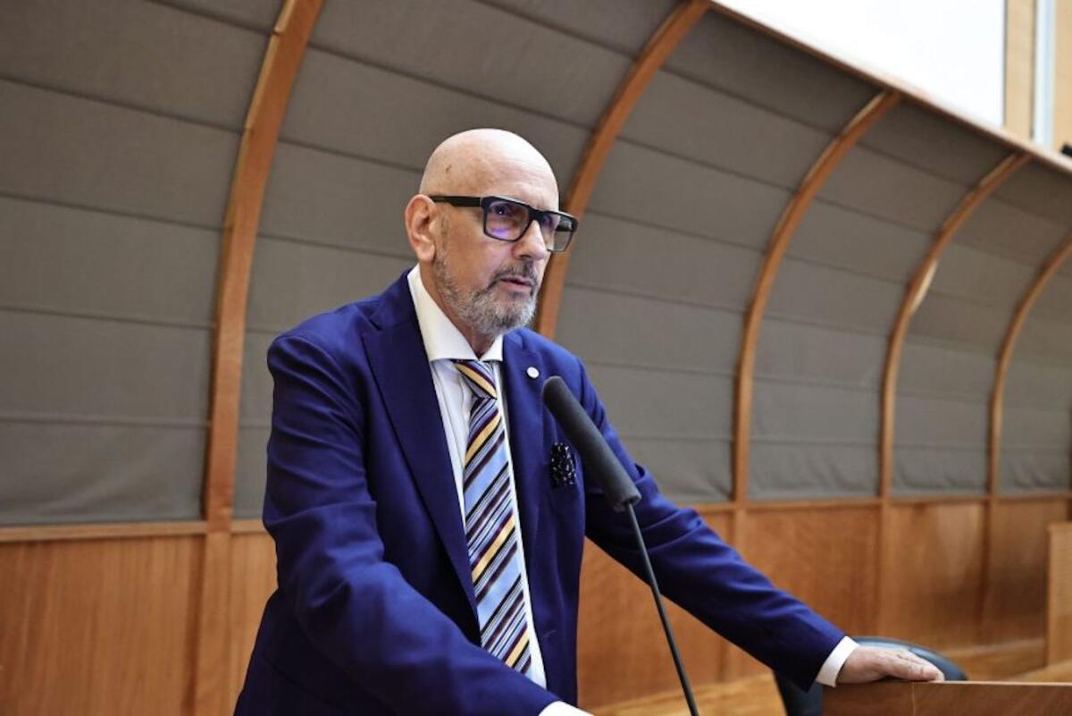 Cardiochirurgia d'eccellenza a Catanzaro: Il Prof. Mastroroberto ribadisce il ruolo dell'UMG e smaschera le polemiche con dati concreti - 