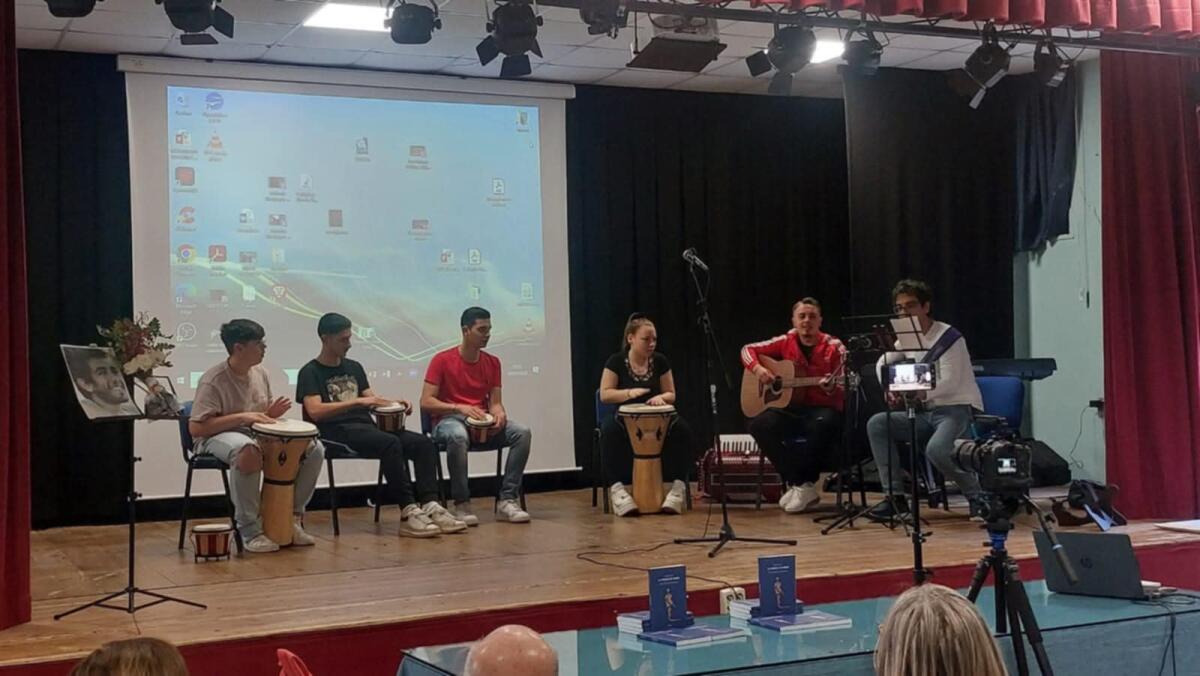 Santa Severina, “Le parole di Fabio”: un tributo che diventa memoria collettiva al D. Borrelli - 