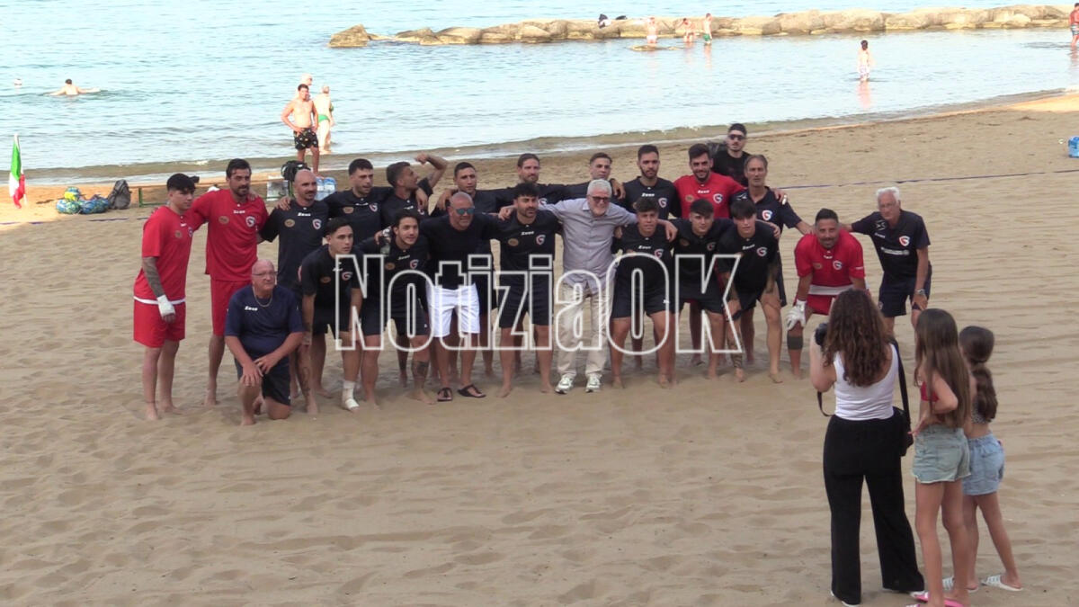 (VIDEO) SAKRO, il Beach Soccer incanta Crotone: amichevole di Serie A accende l'entusiasmo sul lungomare - 