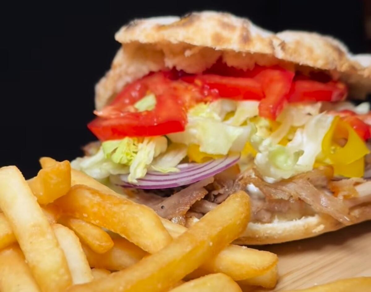 Le Vie del Gusto - Polpette fantastiche e panino fenomenale a Bisignano - 