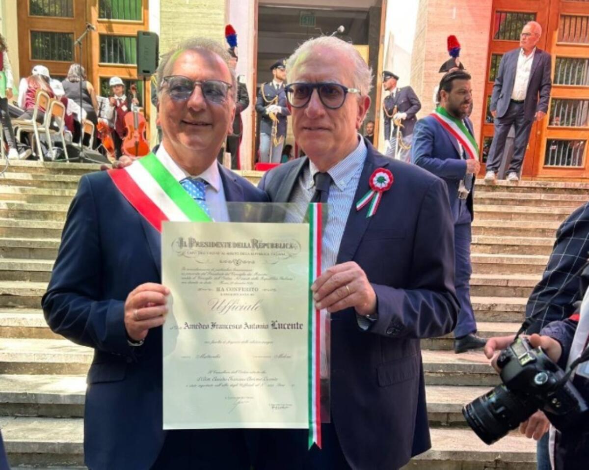 Castrovillari, al dott. Amedeo Lucente l’onorificenza di Ufficiale al Merito della Repubblica -