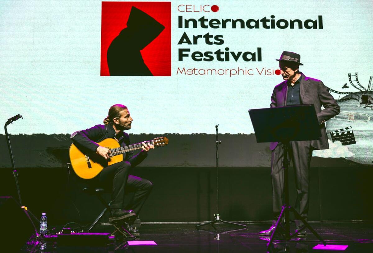 Festival Internazionale delle Arti, la “napulitalata” nel viaggio senza tempo di Peppe Servillo -