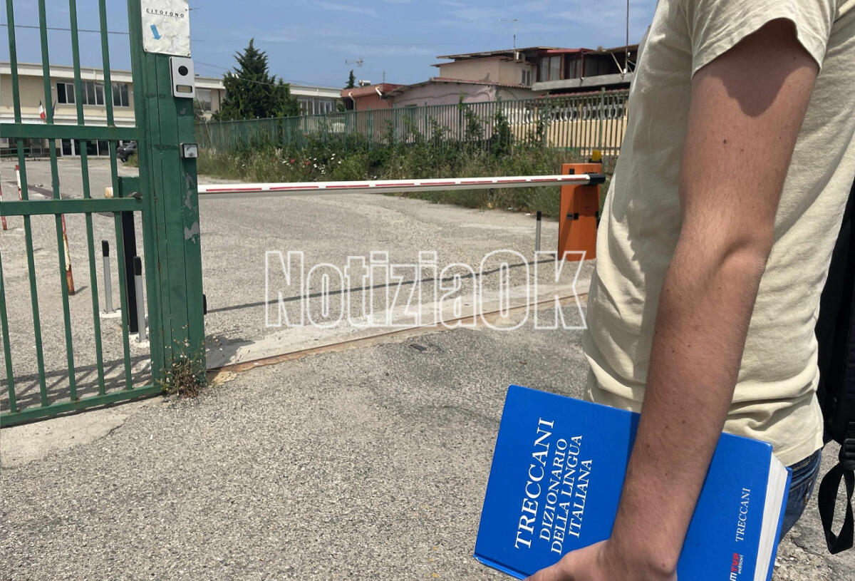"Abbiamo usato i dizionari, un'emozione": la Maturità crotonese inizia tra attese deluse e nuove scoperte - 
