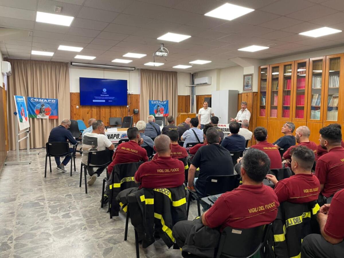 Partecipazione e confronto: il CONAPO incontra i Vigili del Fuoco di Catanzaro - 