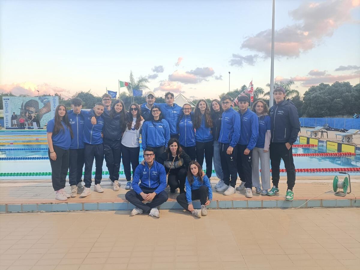 Nuoto - L’Arvalia Nuoto Lamezia trionfa al Trofeo Piskeo con la Rappresentativa Calabria Esordienti - 