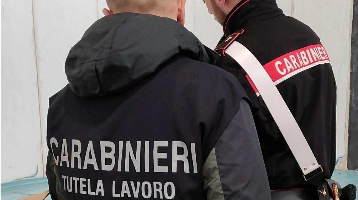 Lavoro nero e insicurezza nei cantieri: sanzioni per quasi 10mila euro nel Crotonese - 
