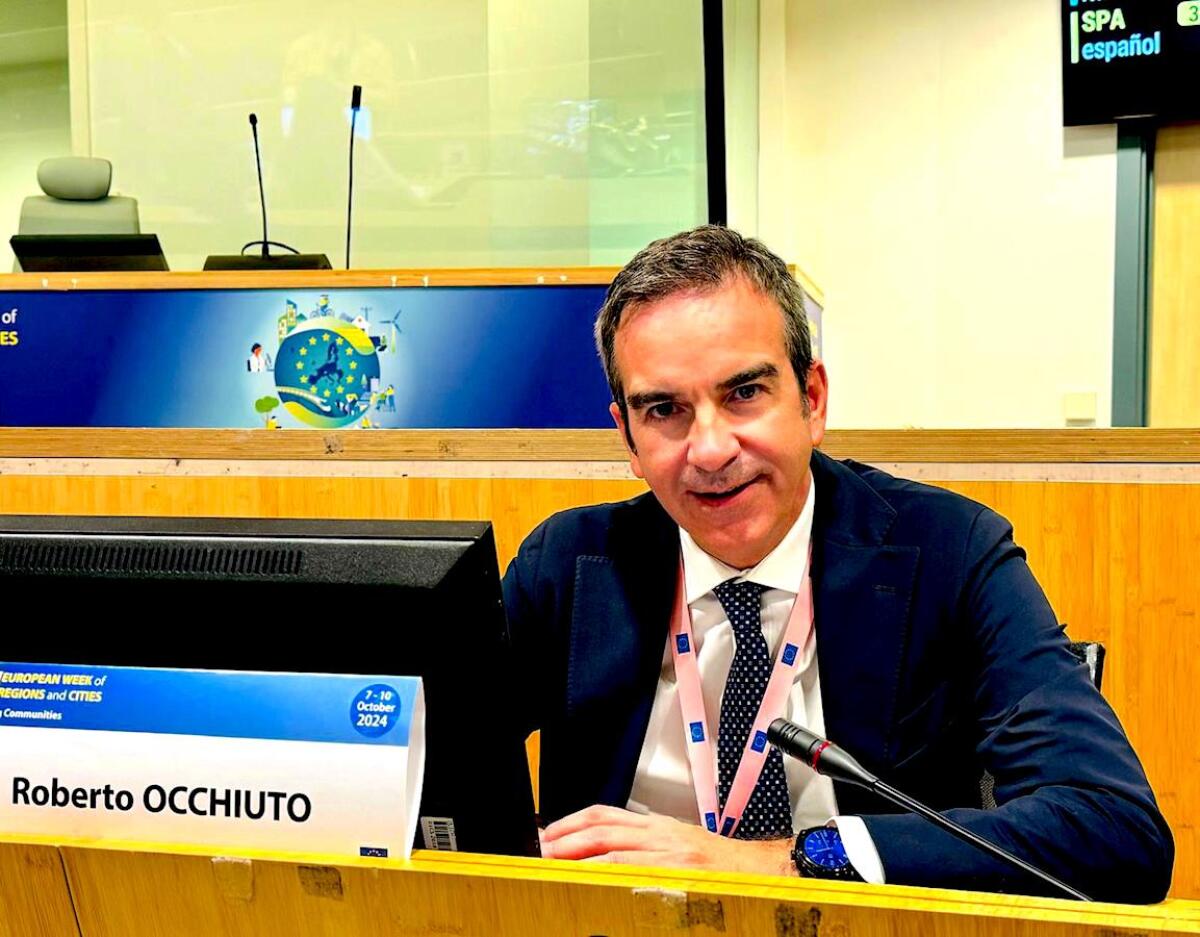 Roberto Occhiuto sotto indagine: il centrodestra esprime pieno sostegno - 