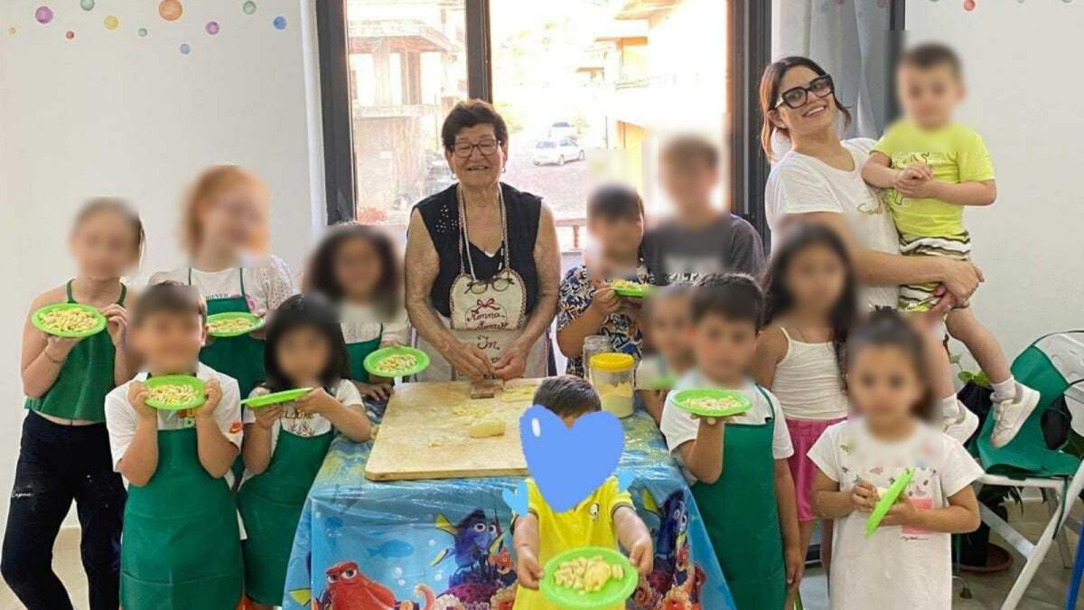Le mani in pasta di Nonna Antonietta: tradizione, sorrisi e valori da Rocca di Neto a TikTok - 