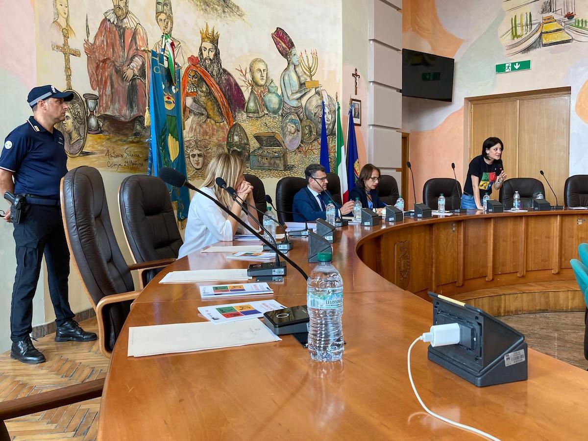 Cosenza dice sì al riconoscimento del Samudaripen, il genocidio di rom e sinti entra nella memoria cittadina - 