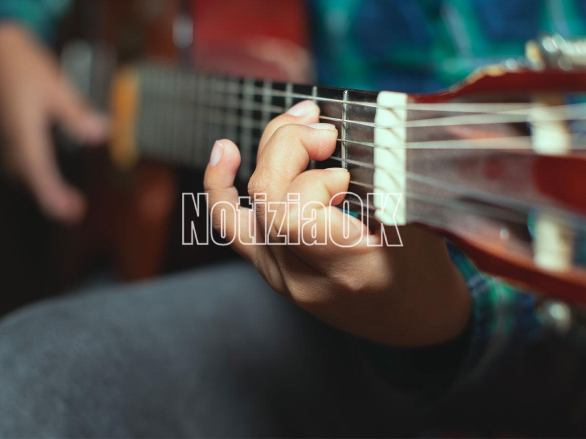 Cutro, musica e tradizione: un pomeriggio tra arte liutaia e giovani talenti - 