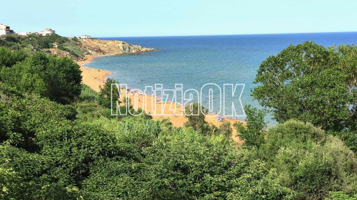 Isola di Capo Rizzuto, emanata ordinanza che disciplina l'utilizzo delle aree demaniali marittime - 