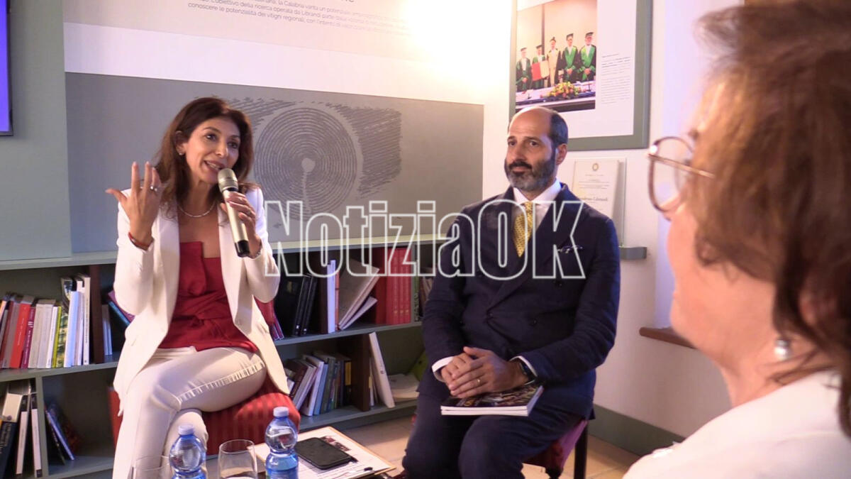 (VIDEO) Tenuta Rosaneti celebra il vino con un libro che unisce millenni di cultura - 