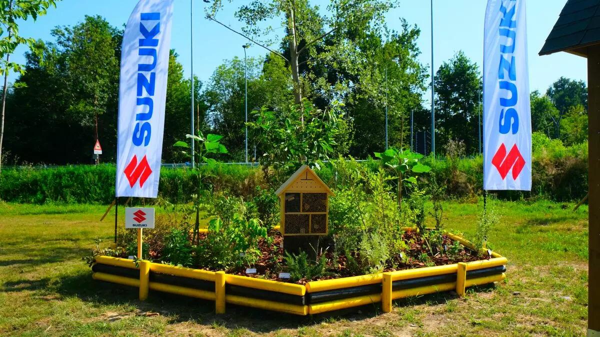 Suzuki crea “Il Giardino delle API Suzuki #2” - 