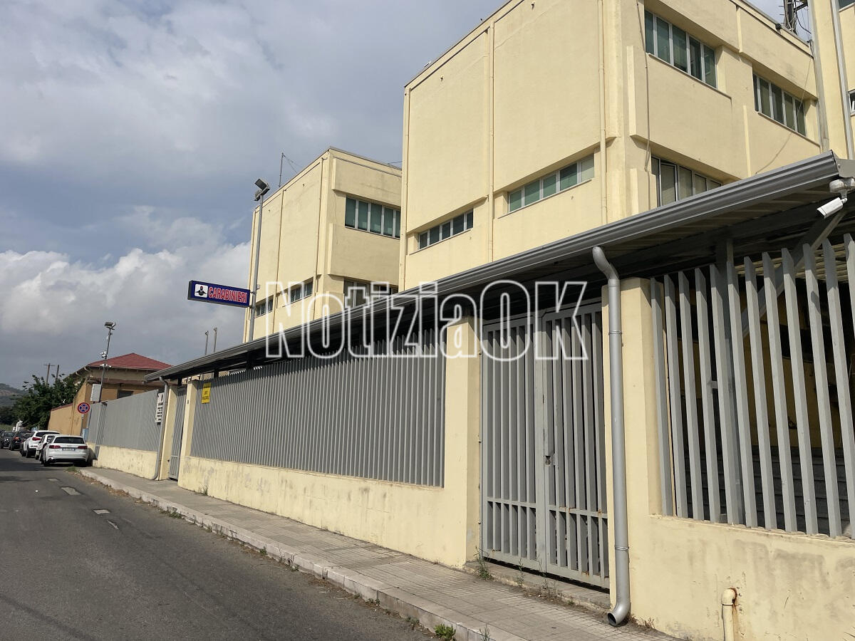 Carabinieri di Crotone: già 25 avvisi orali e 2 locali chiusi nei primi sei mesi del 2025 - 