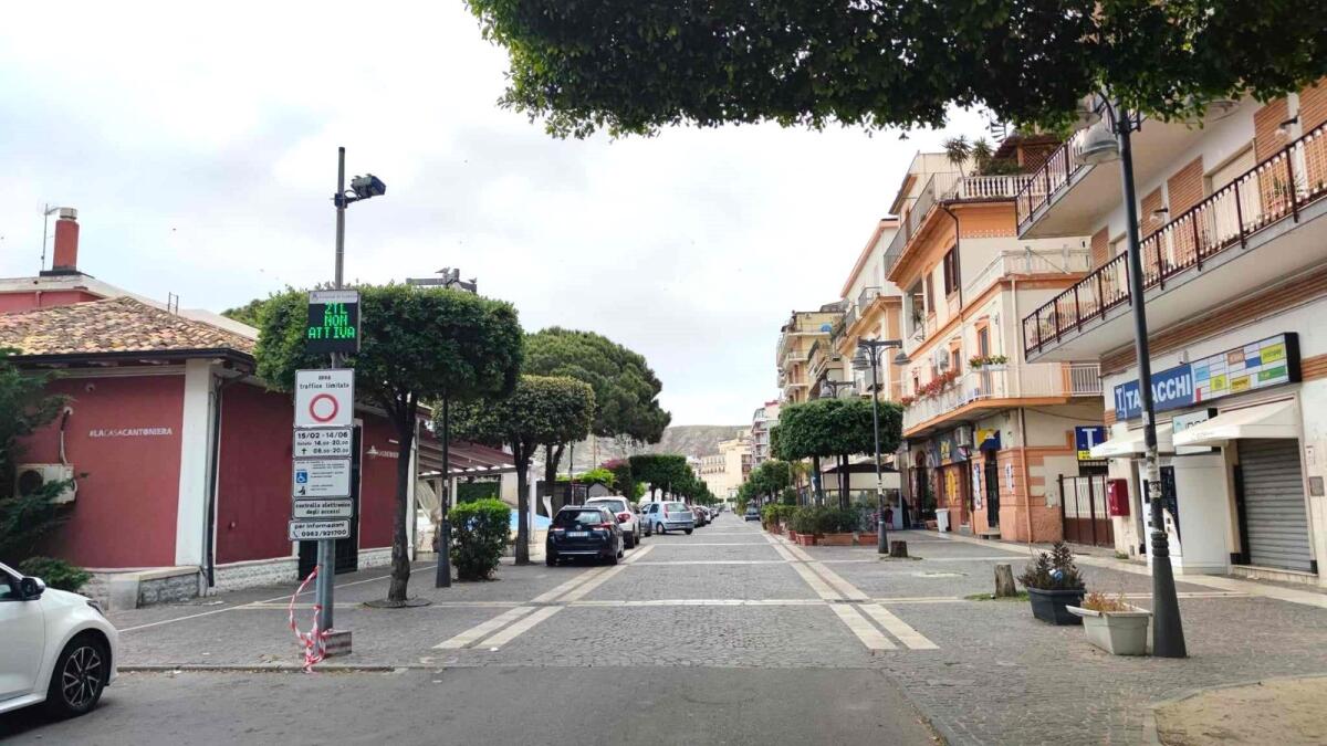 Nuovi orari per la ZTL sul lungomare di Crotone: ecco  i cambiamenti dal 15 giugno - 