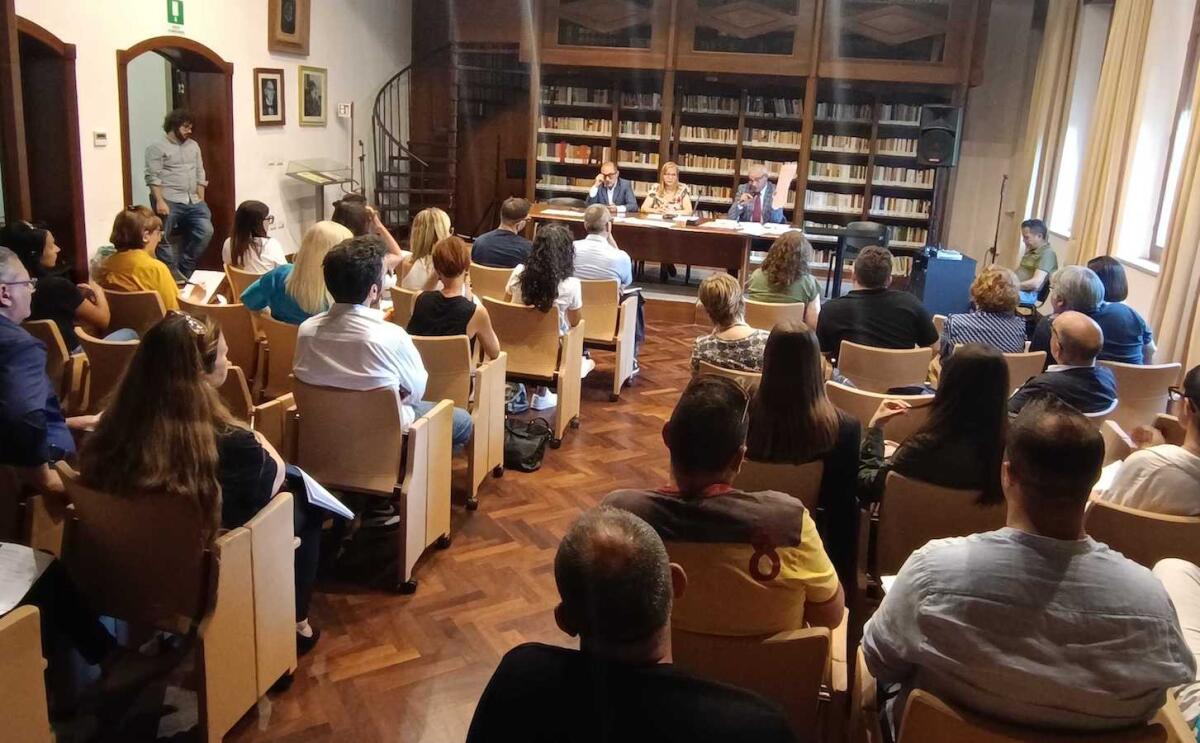 Catanzaro - Referendum, alta partecipazione al corso per presidenti di seggio - 