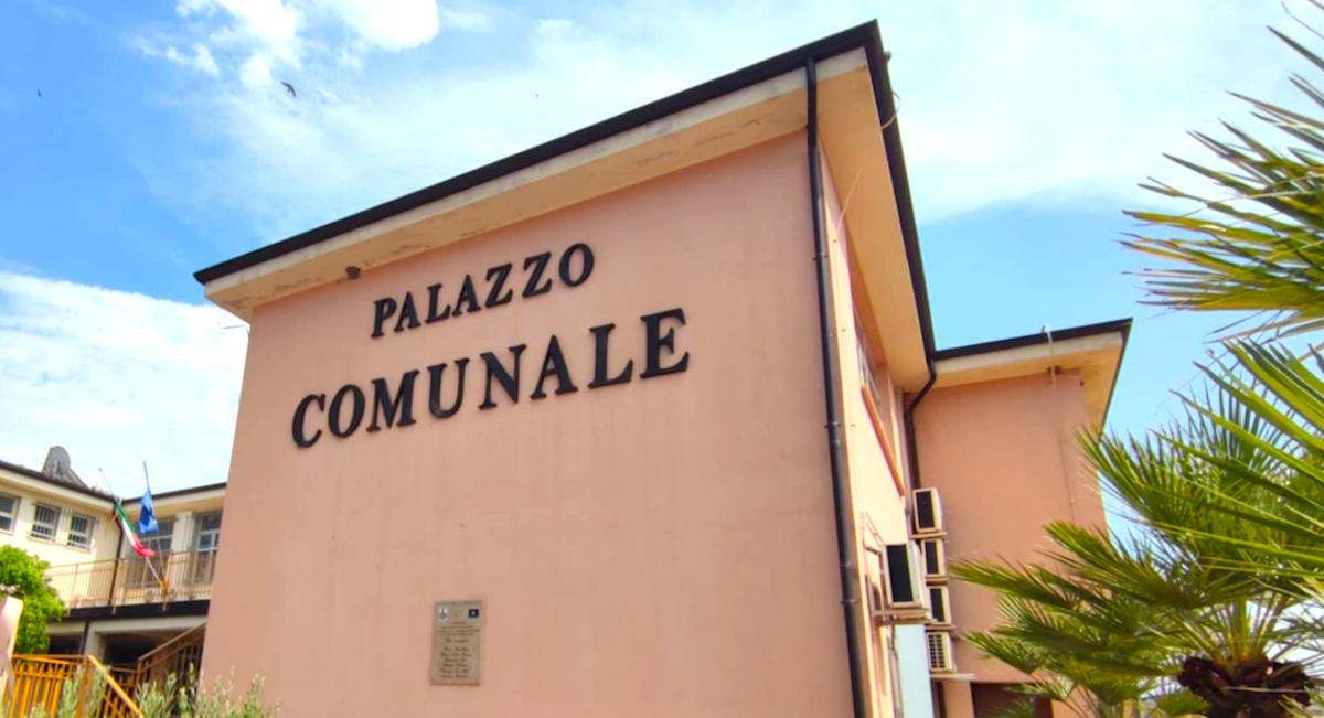 Botricello, riqualificata la piazzetta di via Ferrovia - 