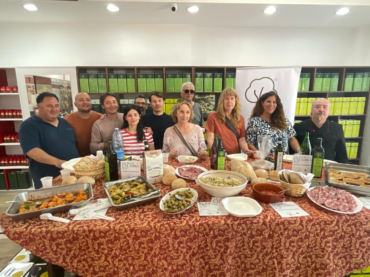“I Giorni dell’Olio” incanta San Giorgio Albanese con i sapori autentici di Calabria - 