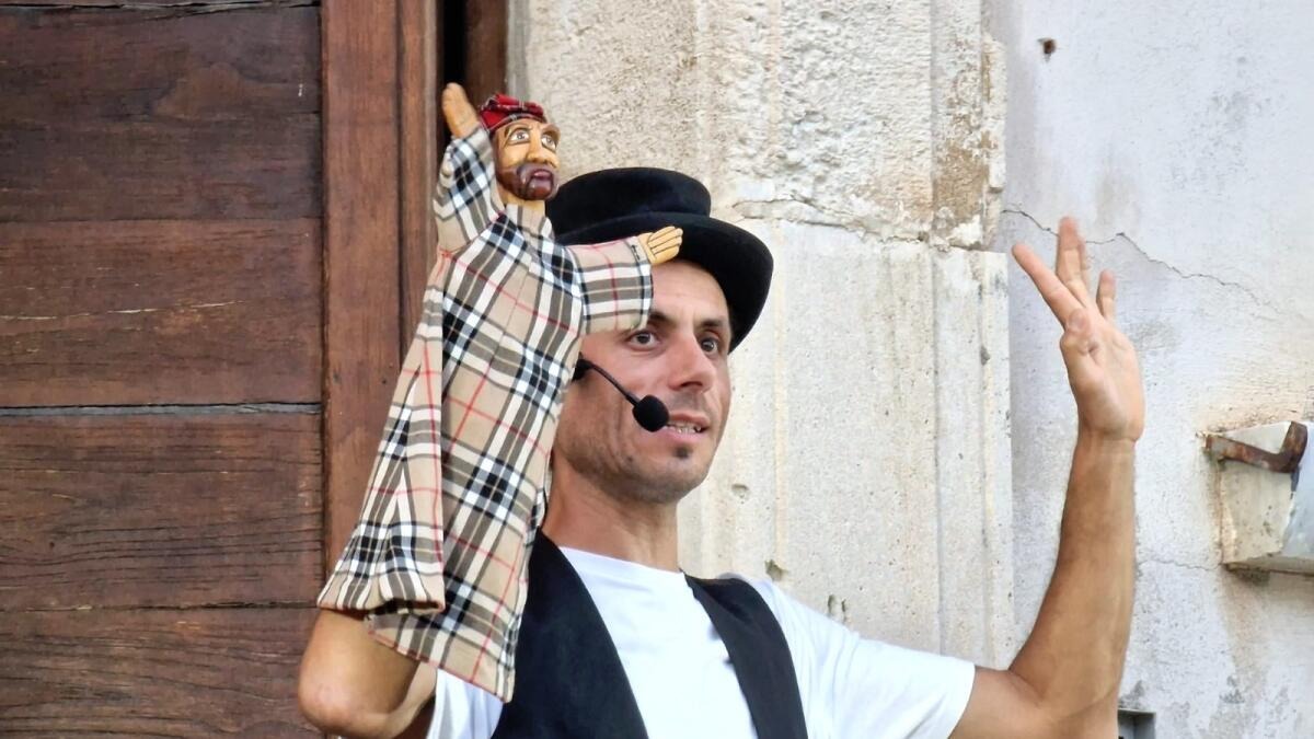  Crotone - Il Teatro Incontra la Città: "Burattini nei Quartieri 2025"   - 