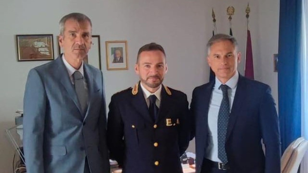 Catanzaro accoglie il Vice Questore Celestino Frezza, nuovo Dirigente della Divisione Polizia Amministrativa - 