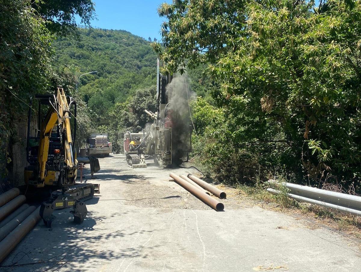 Celia: "Corrono veloci i lavori di messa in sicurezza strada in via Colace a S.Elia"   - 