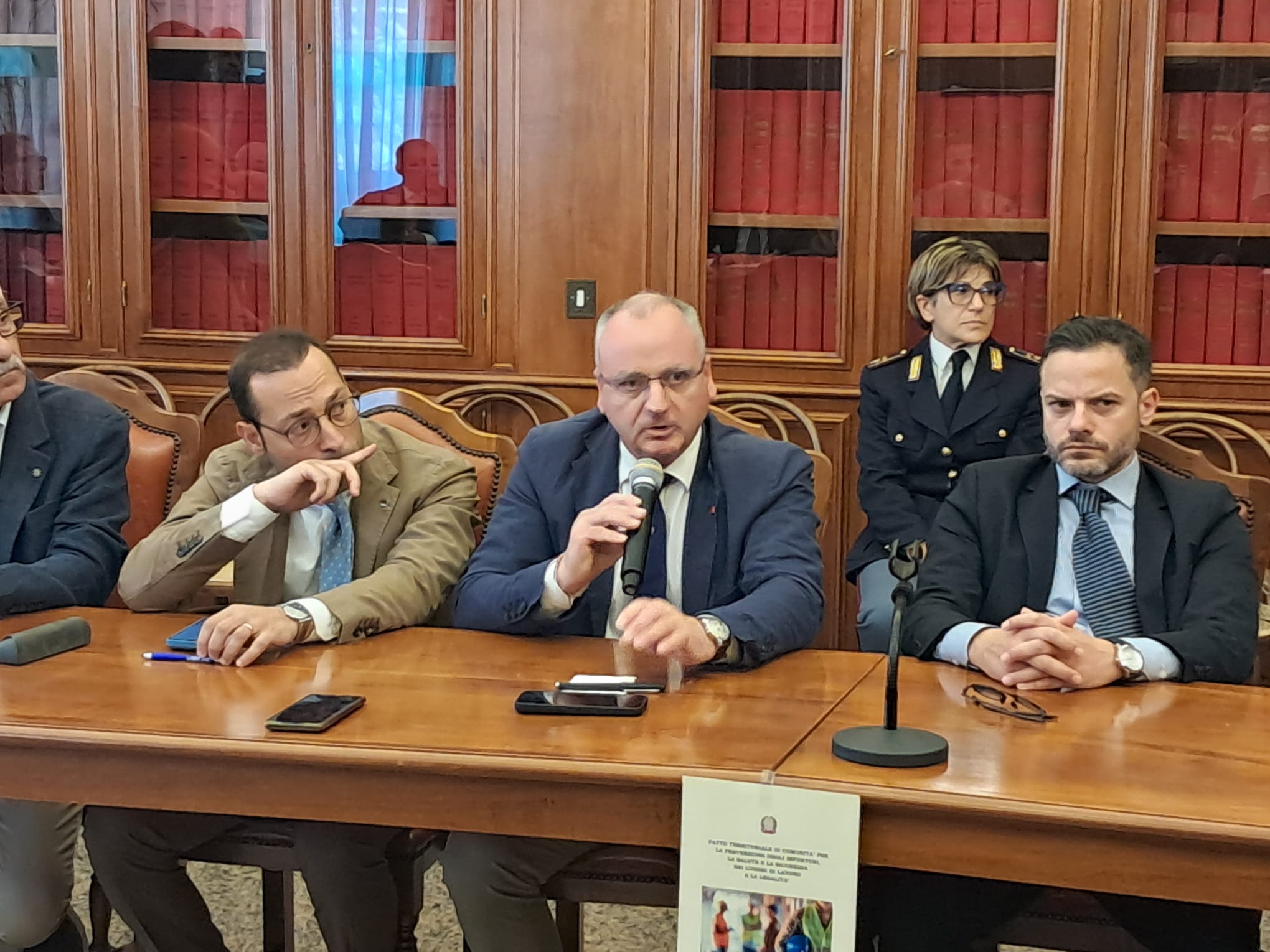 Sanità calabrese al collasso: la Cgil chiede un nuovo patto fondato su legalità e trasparenza - Enzo Scalese 