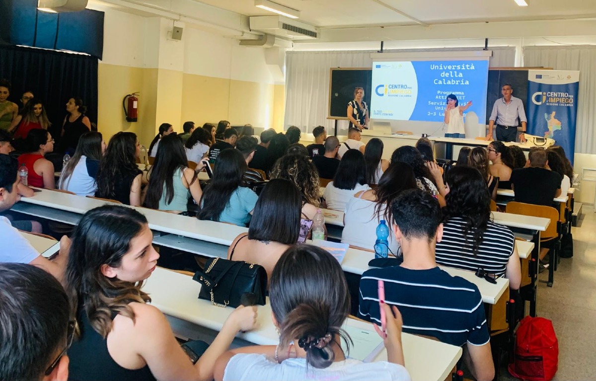 Cosenza, orientamento al lavoro per i volontari del servizio civile - 