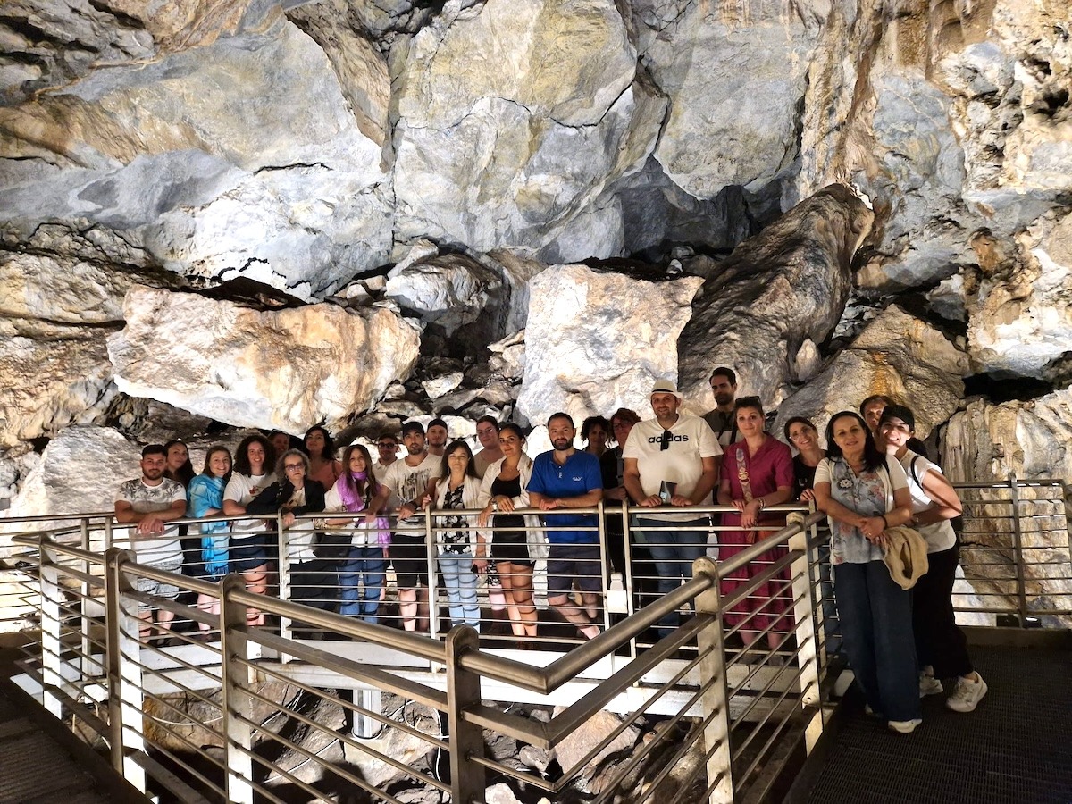 Cassano - Grotte di Sant’Angelo: aperti i bandi per bar, ristoro e prodotti tipici locali -