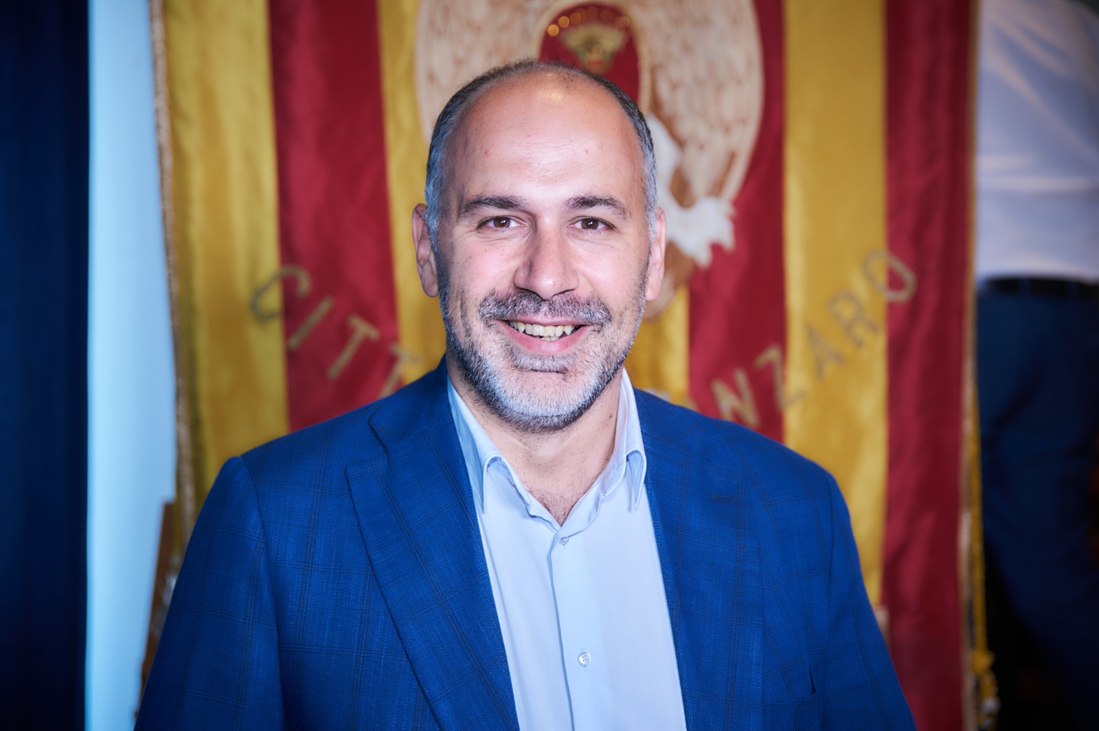 Catanzaro -  L'ex scuola Carbone diventa spazio multifunzionale per adolescenti - Giunta Nunzio Belcaro (US Comune di Catanzaro - 19.5.2025)