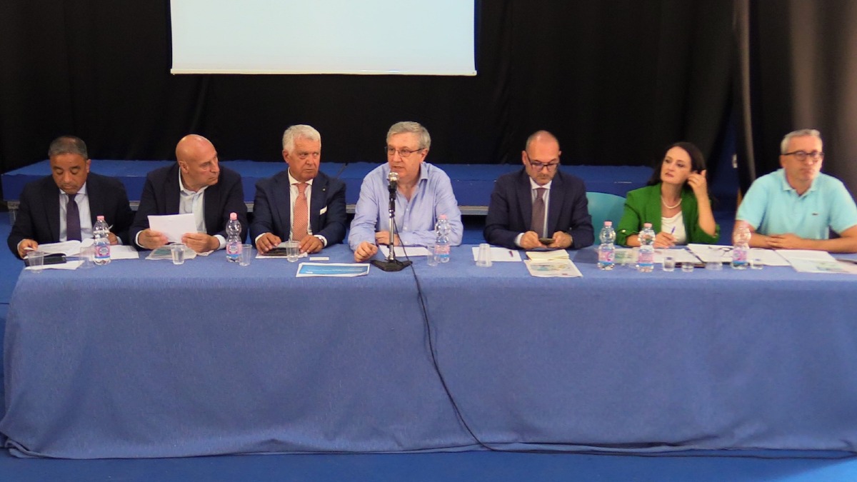 (VIDEO) Bonifica di Crotone, Errigo e MASE incontrano i cittadini: “Nessun colpevole, ma chiarezza e controlli” - 