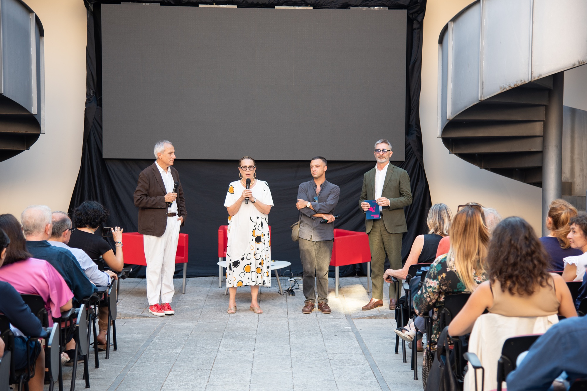 Catanzaro - Un grande successo per la prima edizione della rassegna dedicata all’arte contemporanea. - 