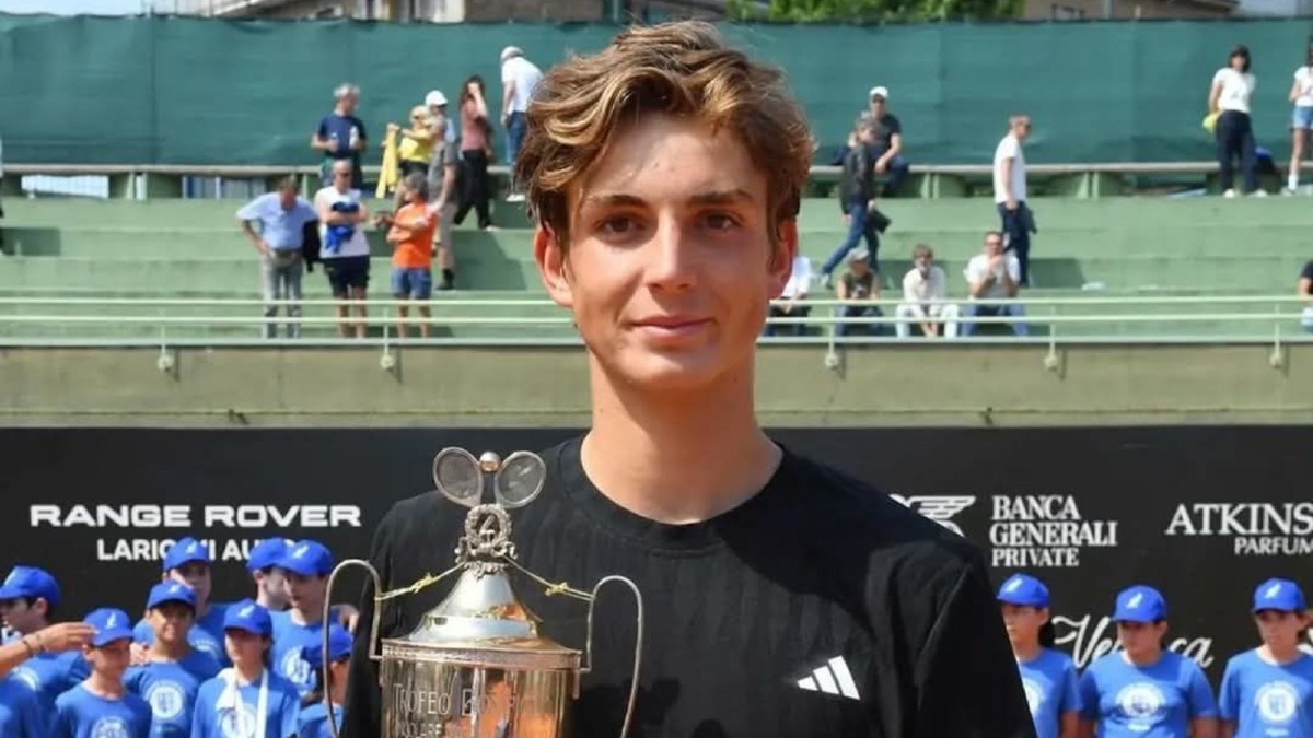 Tennis - Jacopo Vasamì conquista il Trofeo Bonfiglio: il padre è originario di Casabona - 