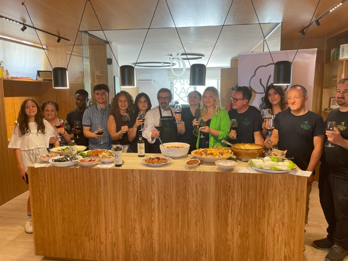 Decima tappa de “I Giorni dell’Olio” a Corigliano-Rossano da Olearia Geraci - 