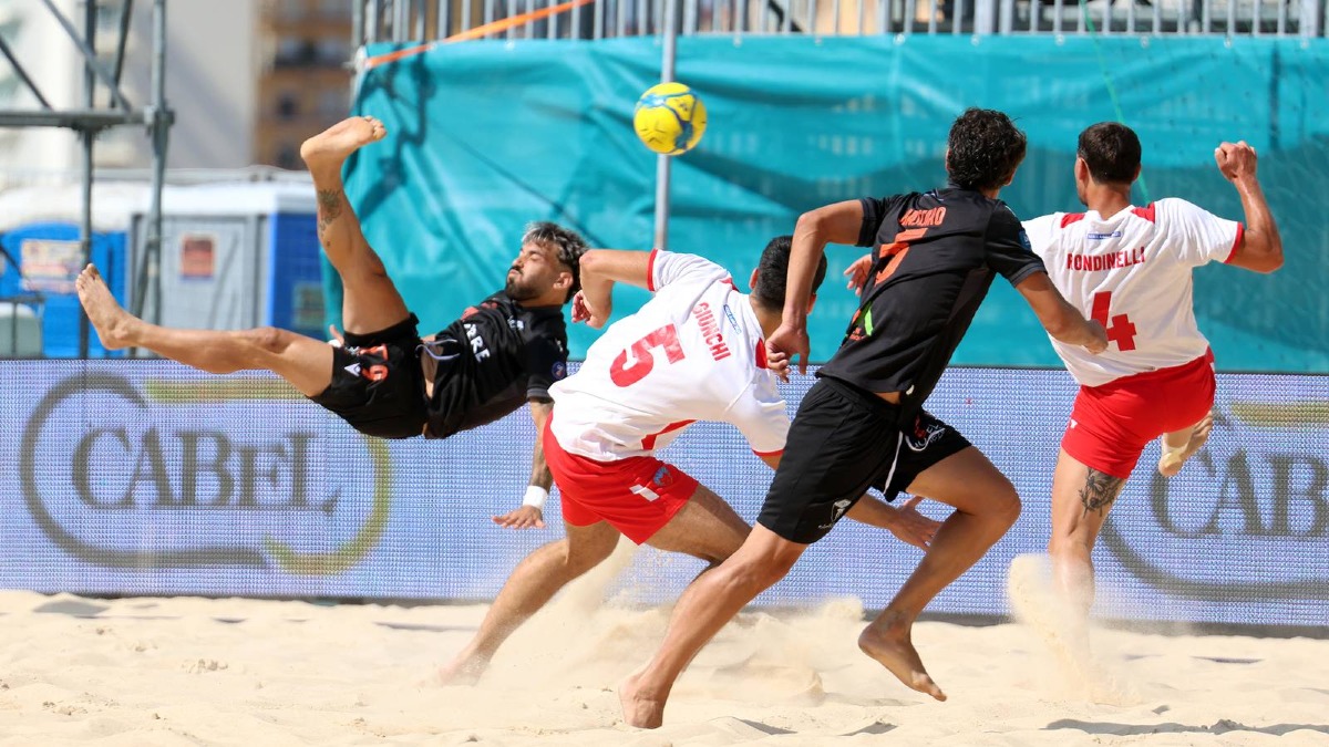 Beach Soccer - Icierre Lamezia, ripartenza vincente: battuto Faventia e treno di testa agganciato - 