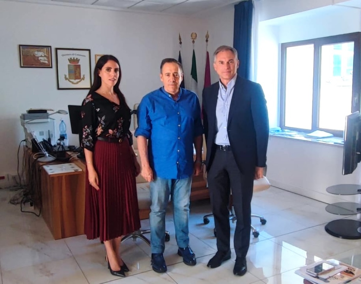 Illustrato al Questore di Catanzaro Giuseppe Linares il progetto “Chiediti se sono Felice” - 