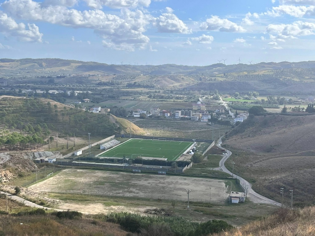 Il Comune di Rocca di Neto conquista un nuovo importante finanziamento per lo sport - 