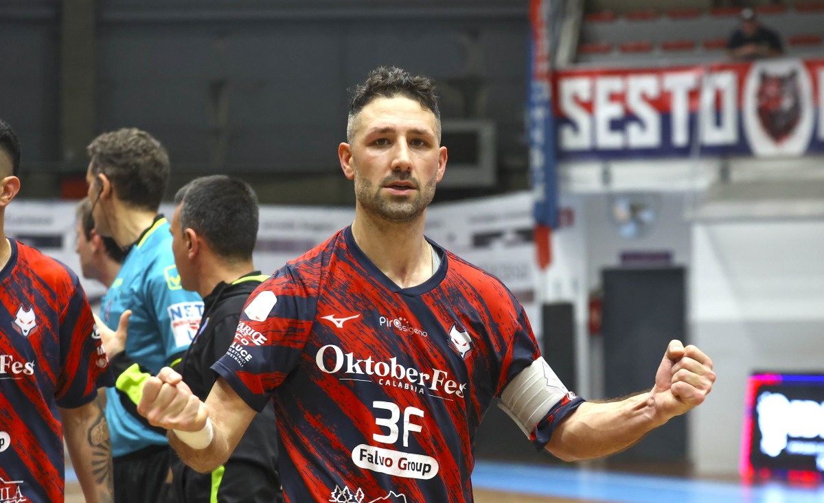 Un Capitano per sette stagioni: Paride Marchio rinnova con Pirossigeno Cosenza - 