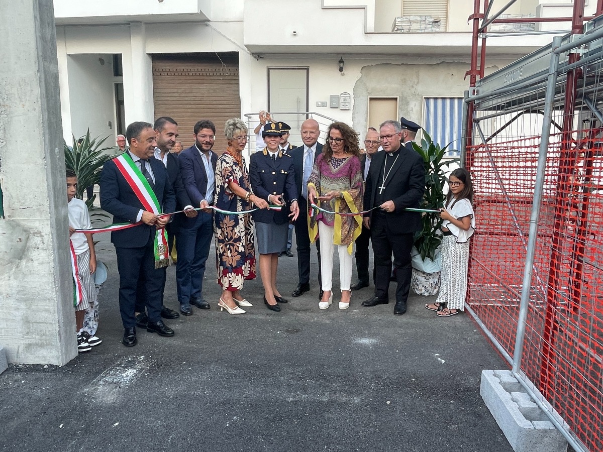 Posata la prima pietra del nuovo Commissariato di Polizia a Cirò Marina - 