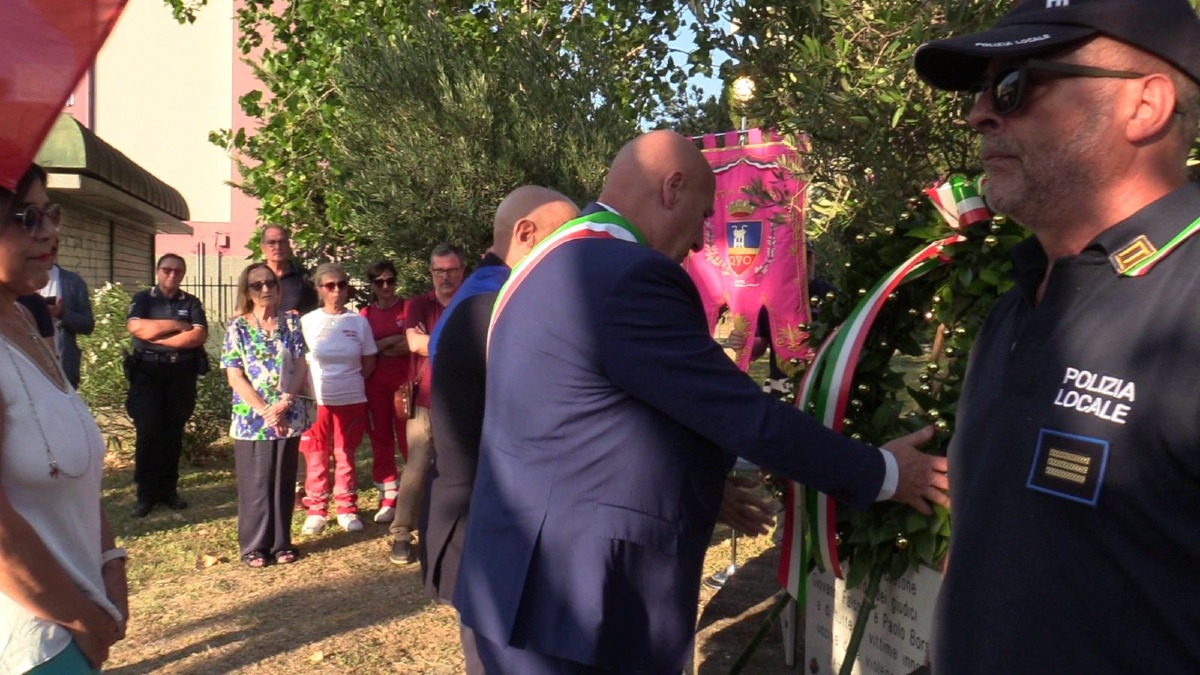 Crotone ricorda Borsellino e gli agenti di scorta: memoria e impegno contro le mafie - 