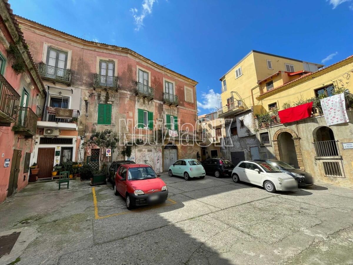 Un giro nel centro storico: a Ghiazza Lorda, un tempo cuore popolare di Crotone - 