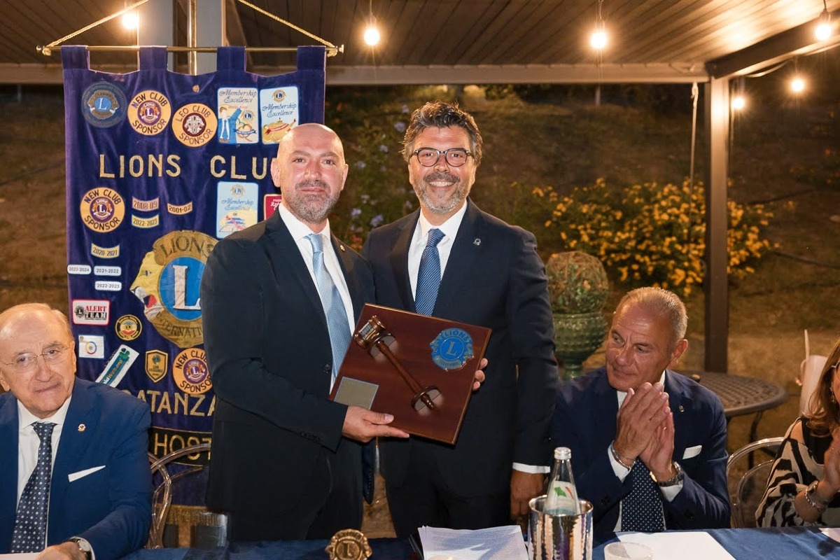 Lions Club Catanzaro Host: Vincenzo Gallo nuovo presidente, raccolta l'eredità di un anno da record guidato da Pietro Maglio - 