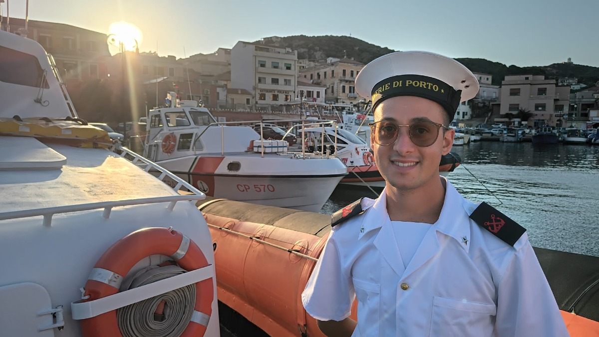 Dal Porto di Cirò Marina al giuramento in Sardegna: il sogno di Tommaso nella Guardia Costiera - 