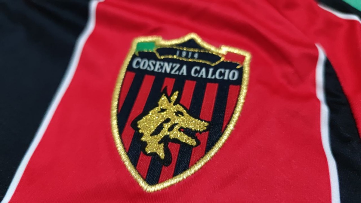 Cosenza Calcio, confronto tra comunicazione e area tecnica: “Più informazioni per tifosi e stampa” - 