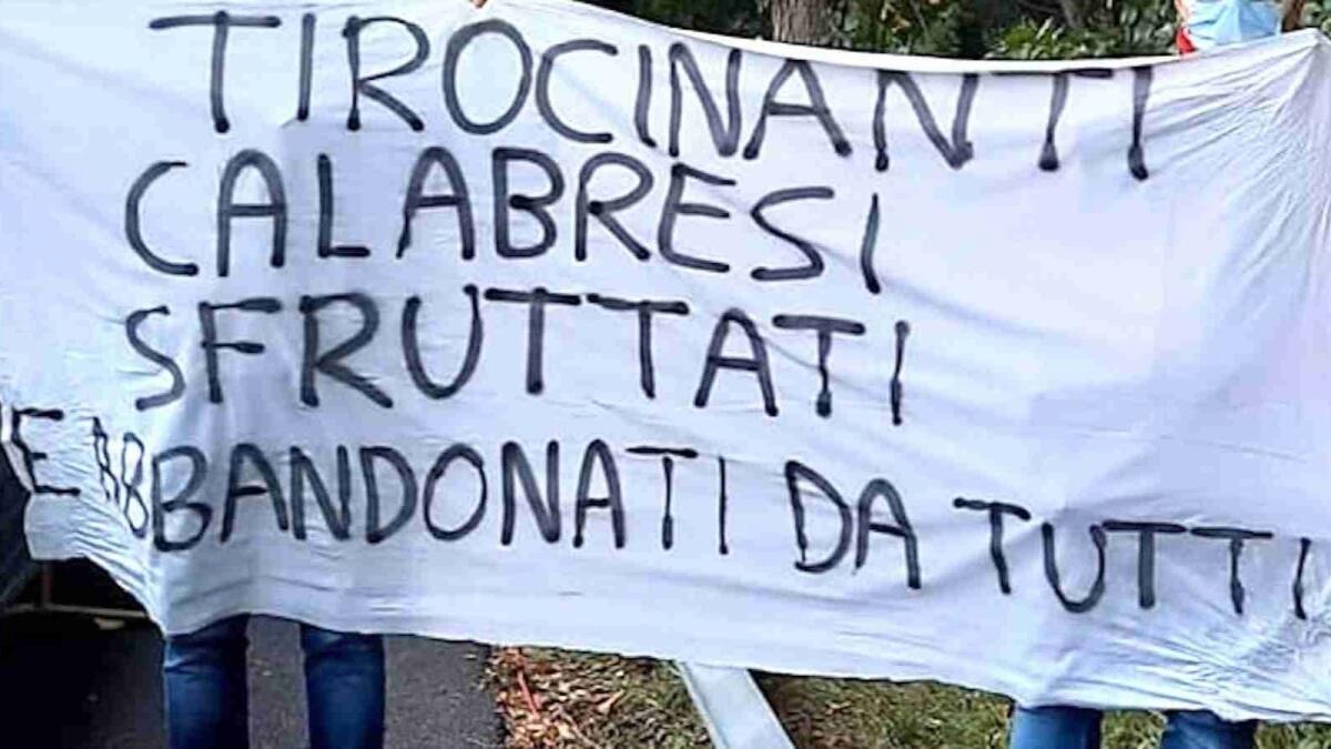 Calabria - Proroga per gli ex tirocinanti nel Ministero dell'Istruzione - 