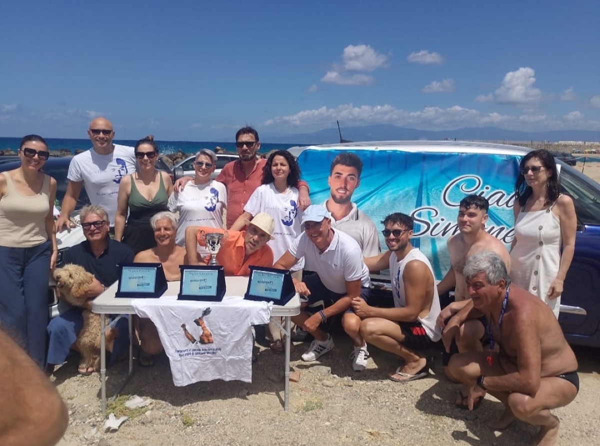 Grande successo per il 1° torneo di Beach Waterpolo dedicato a Simone Nicotera - 